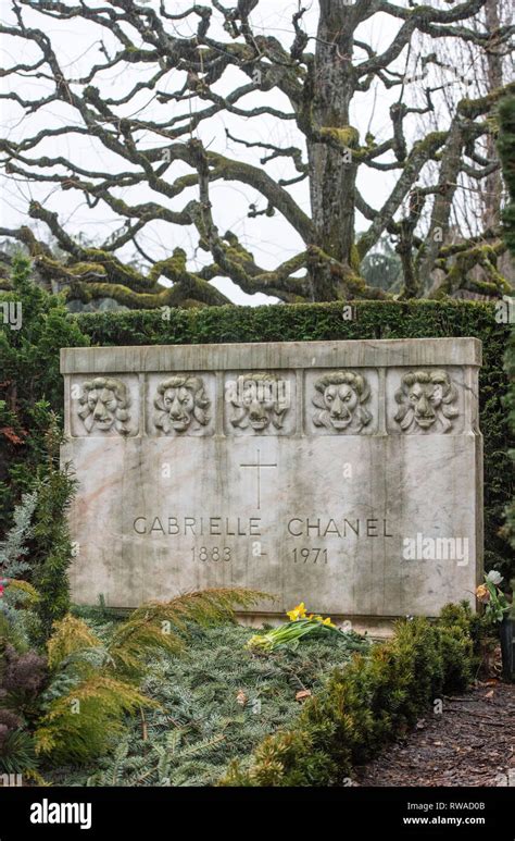 coco chanel gravesite.